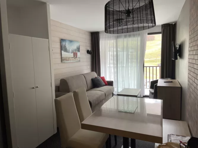 P38 / Studio / 4 personnes